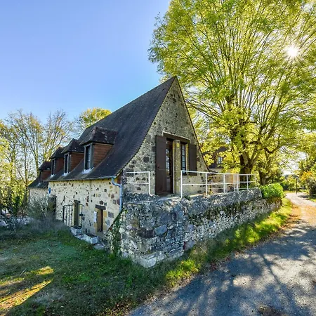 Casa de Férias Pool Escape In Saint-laurent