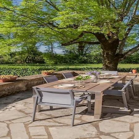 Casa de Férias Pool Escape In Saint-laurent *