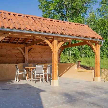 Casa de Férias Pool Escape In Saint-laurent