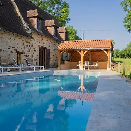 Pool Escape In Saint-laurent Casa de Férias Saint-Laurent-la-Vallee