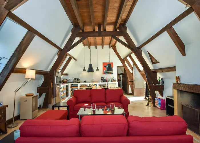 Pool Escape In Saint-laurent *