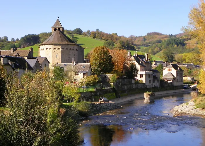 Pool Escape In Saint-laurent Semesterbostad Saint-Laurent-la-Vallee