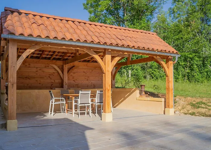 Semesterbostad Pool Escape In Saint-laurent